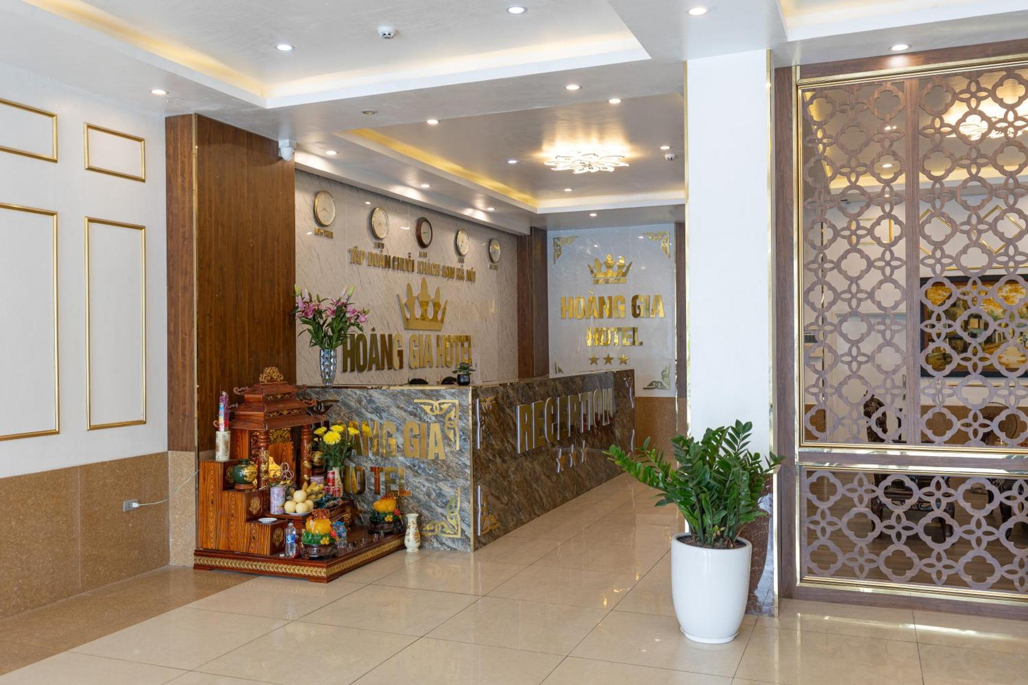 Hoang Gia Hotel Dong Anh Exterior foto